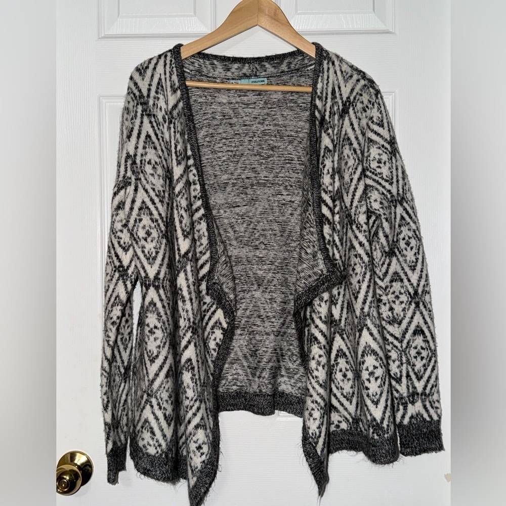 Maurices XL Gray and White Open Drape Cardigan